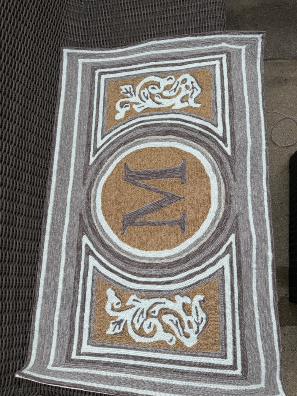 Frontgate M Monogram Rug - NWT - Picture 9 of 12